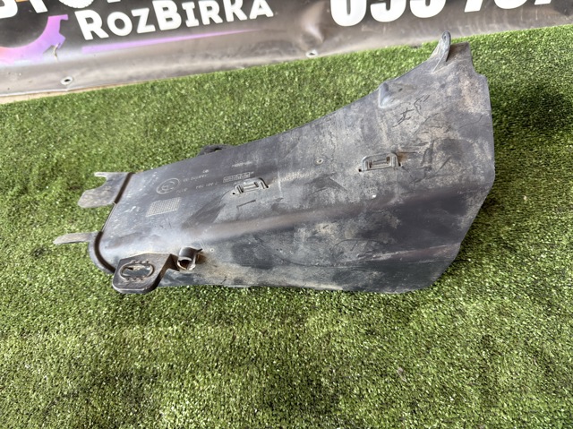 Повітропровід гальмівного диска, правий 7331784 BMW