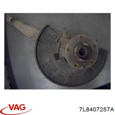 Кулак поворотний передній лівий 7L8407257A VAG