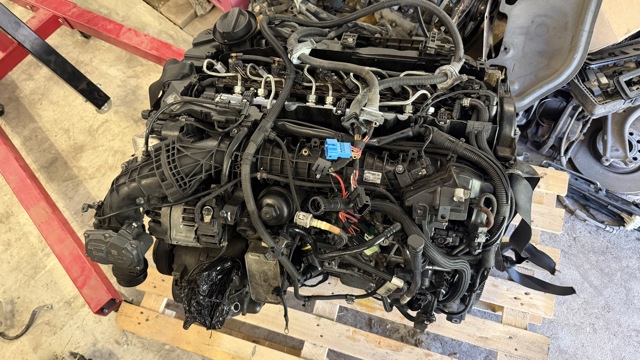 Двигун у зборі N57D30A BMW