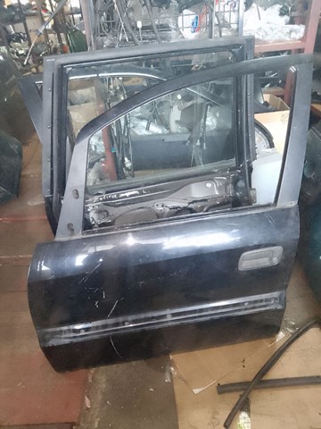 Водійські двері 124019 OPEL