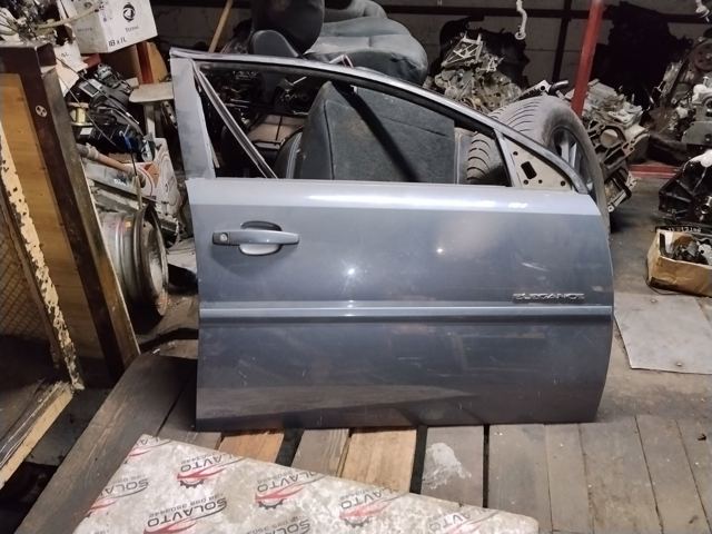 Пасажирські передні двері 124606 OPEL