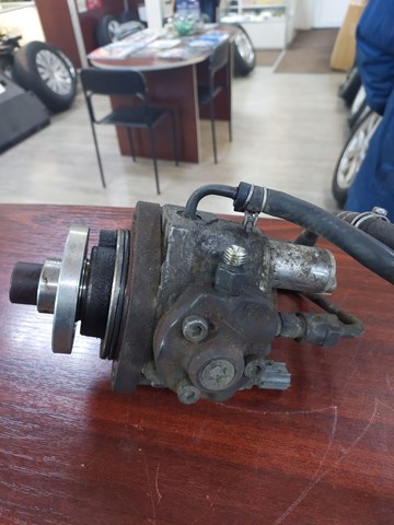 Насос паливний високого тиску (ПНВТ) 16700AW401 NISSAN