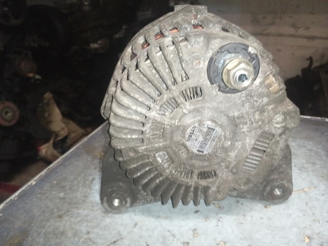 Генератор автомобільний 23100JD200 NISSAN