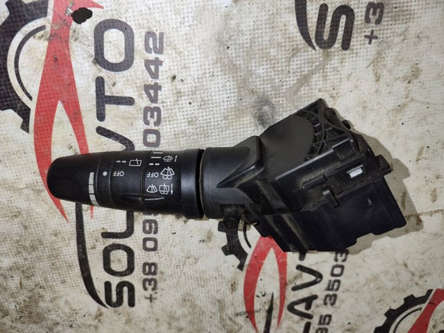 Перемикач підрульовий, правий 25260AV770 NISSAN