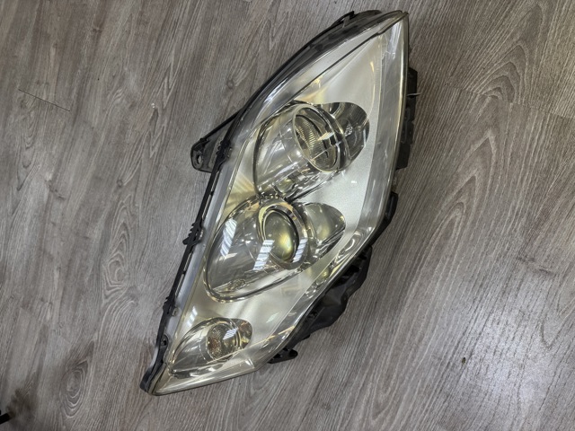 Фара основна права 260100038R RENAULT