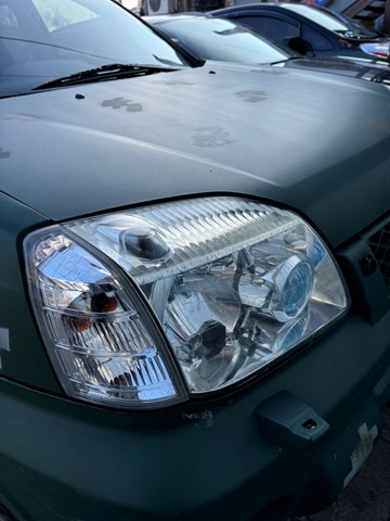 Фара передня права 260108H925 NISSAN
