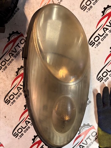 Фара передня права 26010AX700 NISSAN