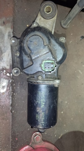 Мотор склоочисника передній 28810AX700 NISSAN