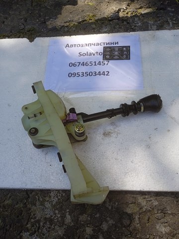 Ручка важеля коробки передач 328658H810 NISSAN