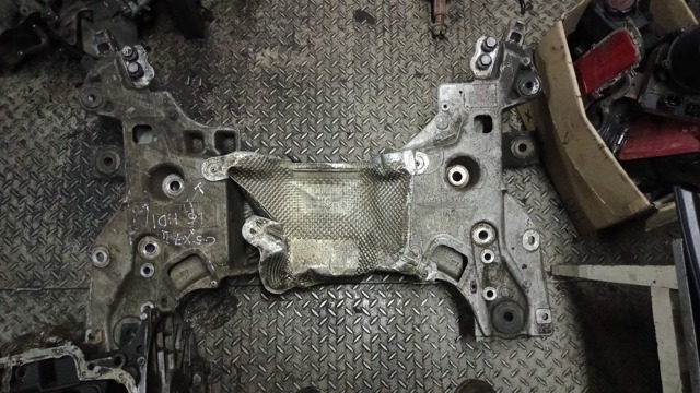 Підрамник передній 3502HP PEUGEOT