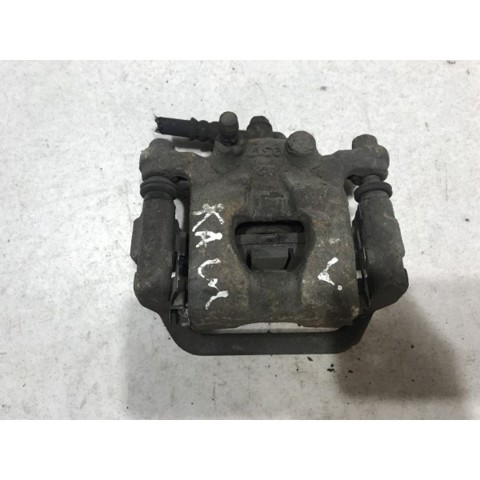 Задній гальмівний супорт лівий 44011EM11A NISSAN