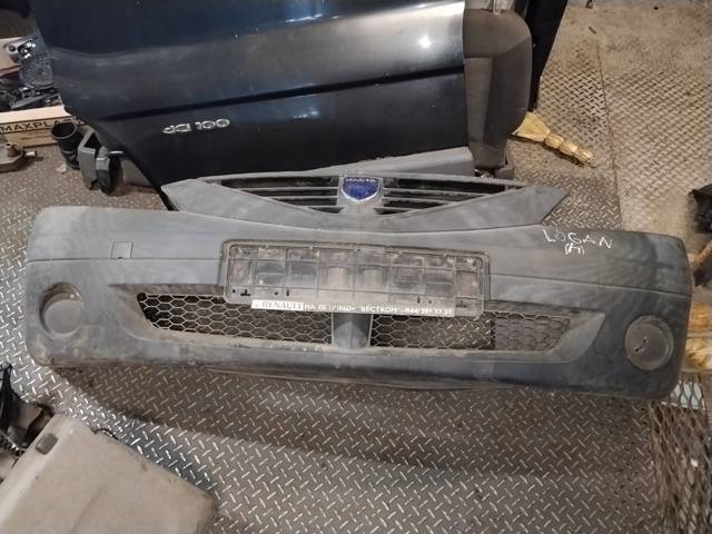 Кожух бампера переднього 6001549907 RENAULT