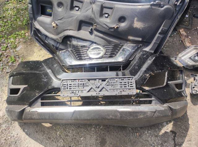 Бампер передній 620225HK0H NISSAN