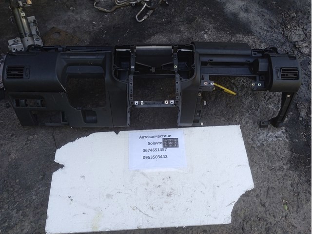 Панель приладів торпеди 68100EQ410 NISSAN