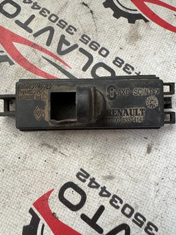 Ліхтар підсвічування заднього номерного знака 7700433414 RENAULT