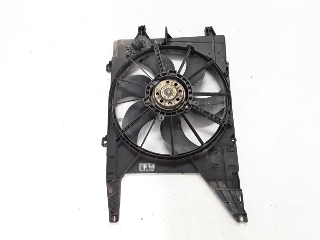 Дифузор (кожух) радіатора охолодження 7701051497 RENAULT
