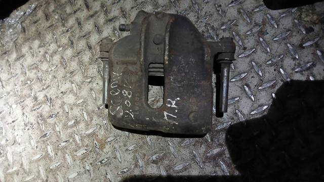 Супорт гальмівний, передній, правий 7701205833 RENAULT
