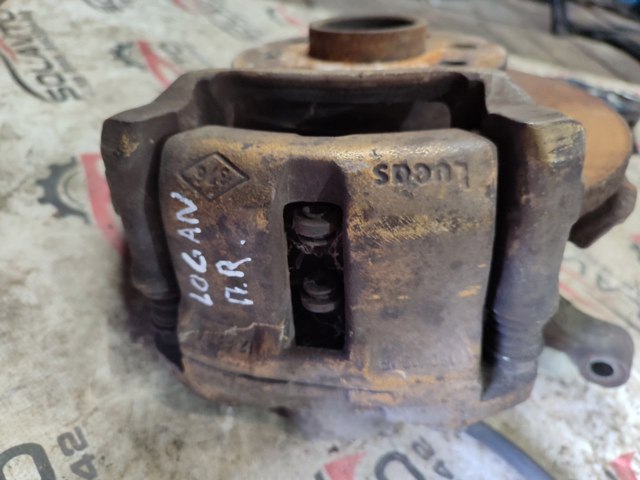 Супорт гальмівний, передній, правий 7701207959 RENAULT