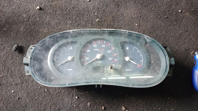 Щиток приладів 7711368915 RENAULT