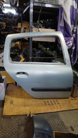 Двері задні, праві 7751472477 RENAULT