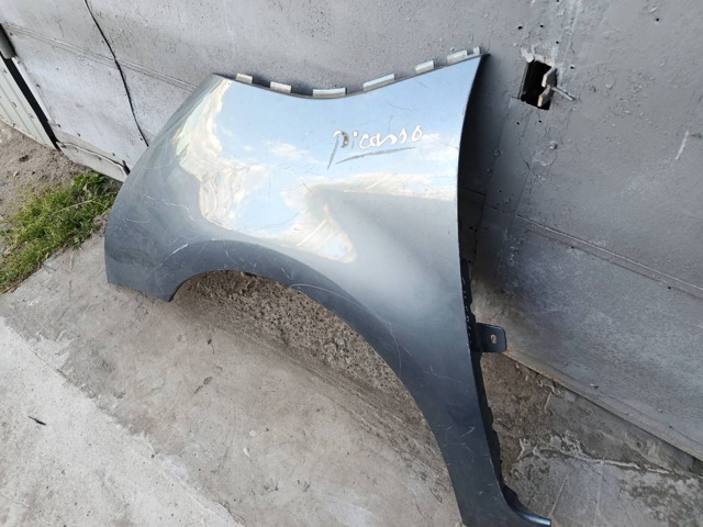 Бічна частина передня ліва 7840V1 PEUGEOT