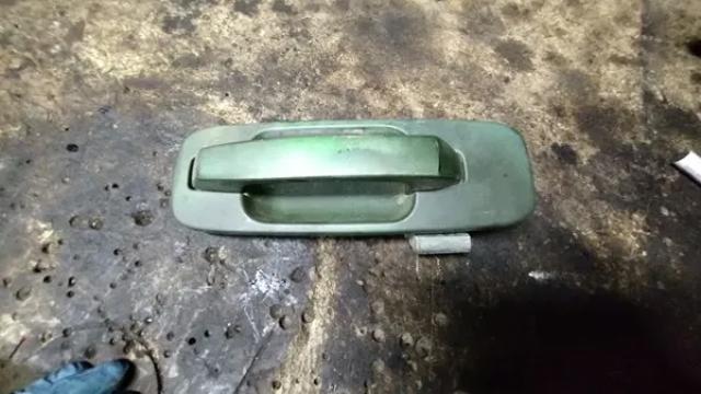 Ручка передніх дверей зовнішня, права 80606EQ411 NISSAN
