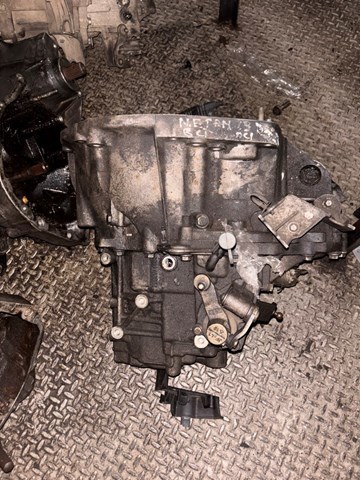 Механічна коробка перемикання передач 8200156391 RENAULT