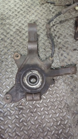 Цапфа поворотна права 8200171678 RENAULT