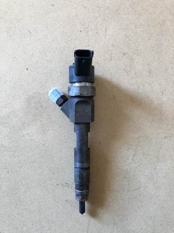 Форсунка паливна 8200238528 RENAULT
