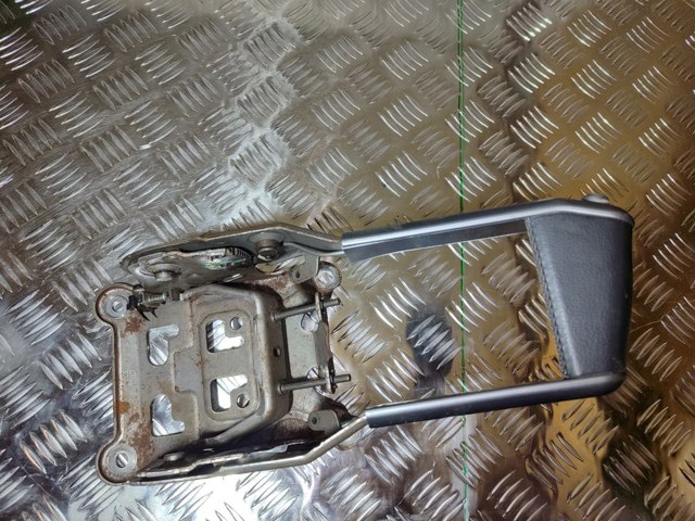 Важіль ручника 8200321029 RENAULT