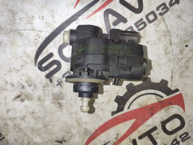 Гідрокоректор фар 8200402521 RENAULT