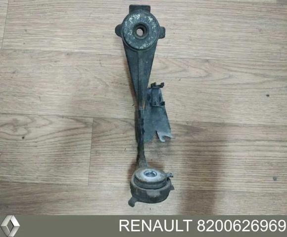 Розтяжка переднього нижнього важеля, ліва 8200626969 RENAULT
