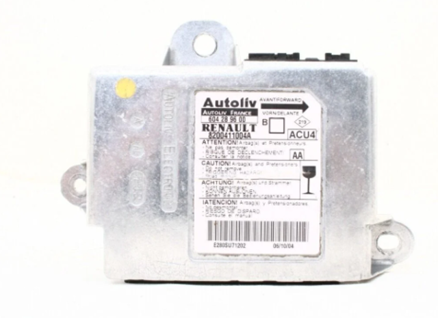 Блок управління airbag 8200728830 RENAULT