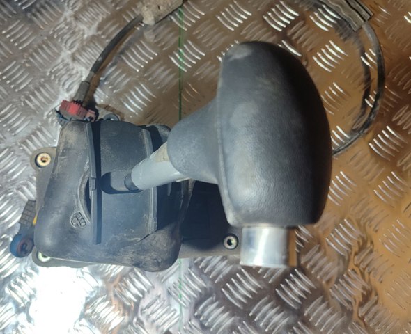 Куліса перемикання передач 8200784975 RENAULT