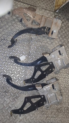Педаль гальма 8200815696 RENAULT