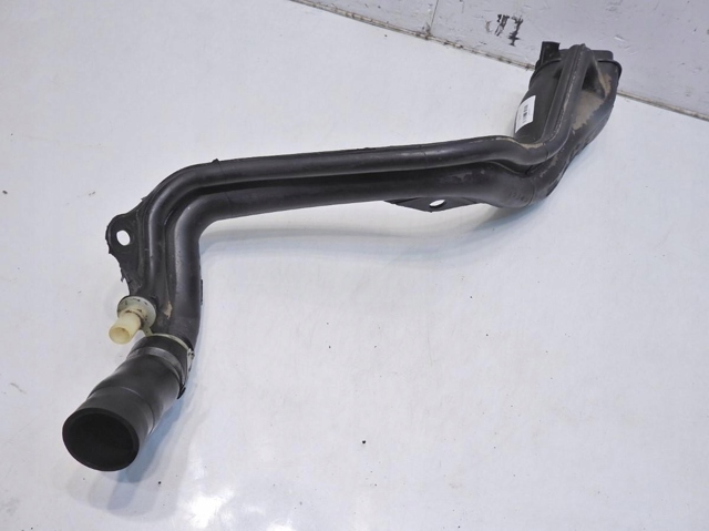 Шланг заливної горловини, паливного бака 8200891423 RENAULT