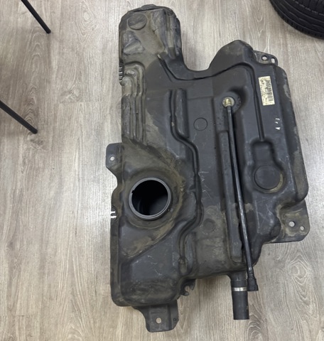Бак паливний додатковий 8200935682 RENAULT