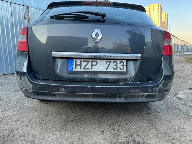 Кожух бампера заднього 850223761R RENAULT