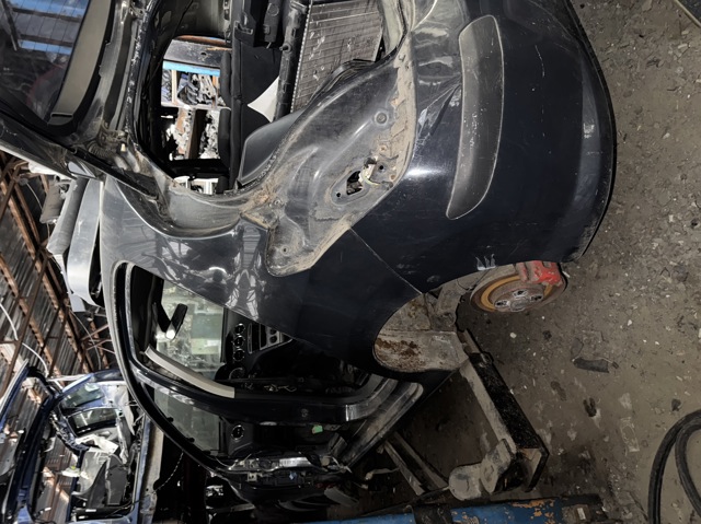 Крило заднє ліве 8525LT PEUGEOT