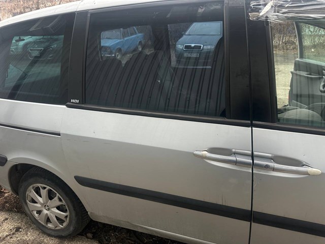 Бічна частина задні праві 8526S6 PEUGEOT