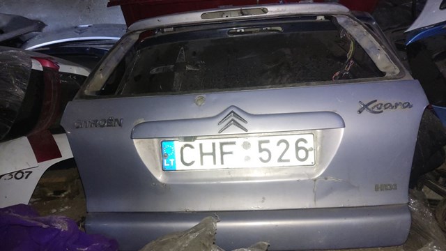 П'яті двері 8701L3 PEUGEOT
