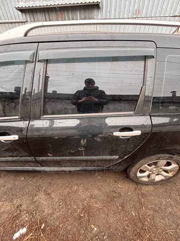 Двері пасажирськи задні ліві 9006E7 PEUGEOT