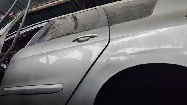 Двері пасажирськи задні ліві 9006R8 PEUGEOT