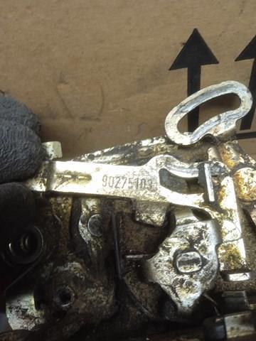 Замок дверей водія Opel Omega A