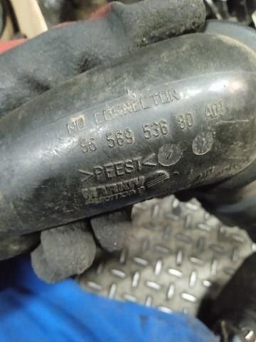 Патрубок повітряний, вихід повітряного фільтра 9656953680 PEUGEOT
