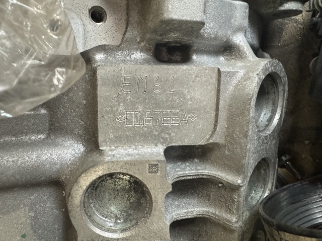 Двигун у зборі (електричний) EM61 NISSAN