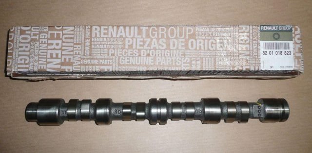 Розподілвал двигуна 8201018823 RENAULT