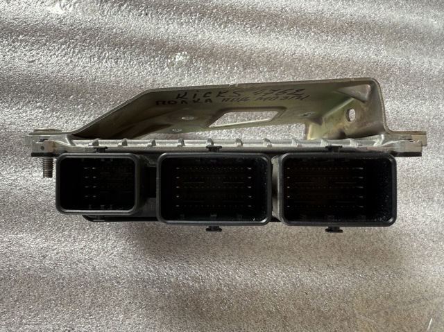 Блок двигуна 237035RL0A NISSAN