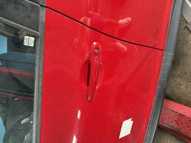 Дверь передня ліва H010A3PTMA NISSAN