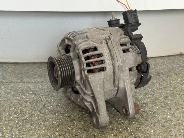 Генератор 0124315024 BOSCH